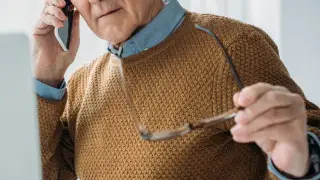 Пенсионер из Казахстана перевел мошенникам 100 миллионов тенге