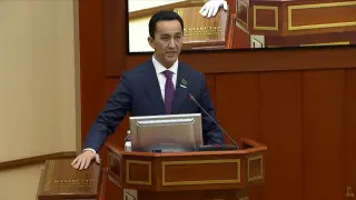 Новый депутат принес присягу в Мажилисе