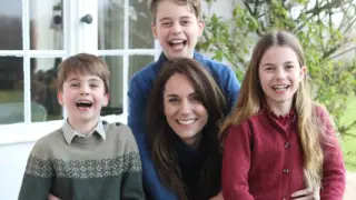 Теории заговора развенчаны: принцесса Уэльская опубликовала первое фото после болезни