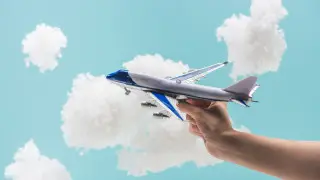 Новый тренд: авиакомпании начали продавать билеты с неизвестным пунктом назначения