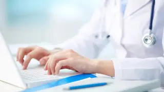 Когда личные медкнижки станут доступны казахстанцам онлайн