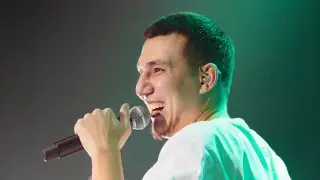 "Жена уговорила выпустить": Akha представил первый трек из дебютного альбома