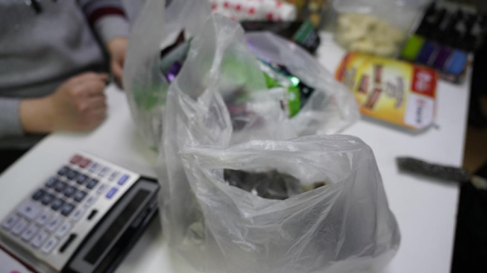 Казахстанцы начали сообщать о фактах продажи некурительных табачных изделий