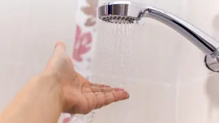 Жители двух городов платили за горячую воду, которой не было