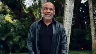 Майк Тайсон побывал на матче казахстанской теннисистки