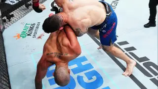 Боец UFC получил проблемы со зрением в скандальном поединке