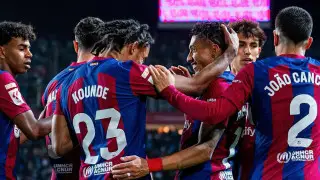 "Барселона" вырвала победу в выездном матче против ПСЖ