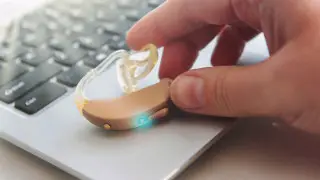 Наживавшихся на казахстанцах с инвалидностью чиновницу и подрядчика осудили в Павлодарской области