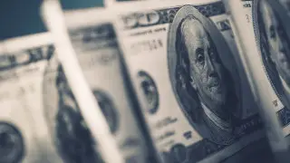 Какой курс доллара, евро и рубля в обменниках Казахстана 15 апреля