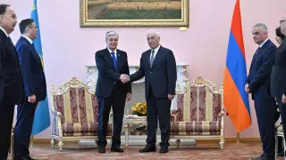 Президент Армении назвал историческим визит Токаева в Ереван