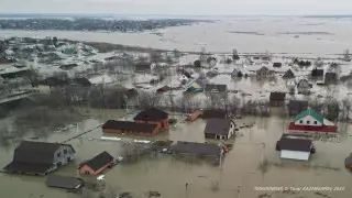 “Люди должны понимать, что есть угроза“ - глава МЧС о рисках и прогнозе по паводкам