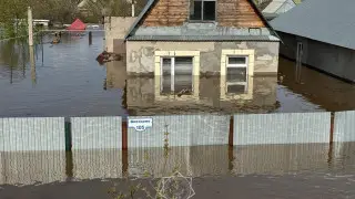 "Не ставьте под угрозу свою жизнь": спасатели обратились к жителям Уральска