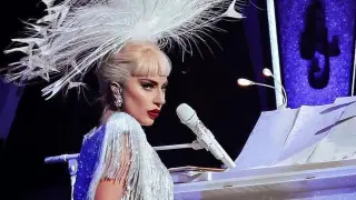 Чулки и бикини: эпатажное видео Леди Гаги разлетелось в сети