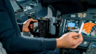 Пилота Air Astana в наркотическом опьянении задержали в аэропорту Алматы