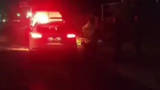 Курьер на скутере погиб, врезавшись в ограждение в Шымкенте