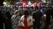 В Тбилиси не стихают протесты: для разгона толпы полиция применила перцовый газ