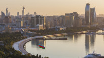 Вид на Каспийское море из центра Баку. ©️ depositphotos.com