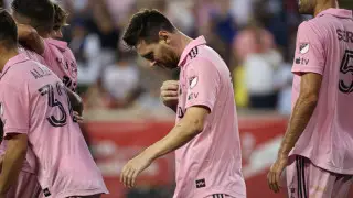 Месси "украл" бизнес-идею у Криштиану Роналду