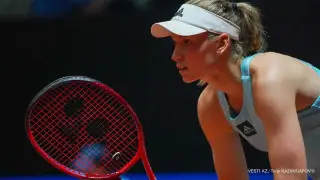 Елена Рыбакина мило разозлилась из-за неудачи: видео появилось в сети