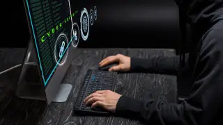 Хакеры взломали базу данных Минобороны Великобритании