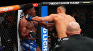 Нокаутом на 12-й секунде завершился поединок топ-бойца UFC