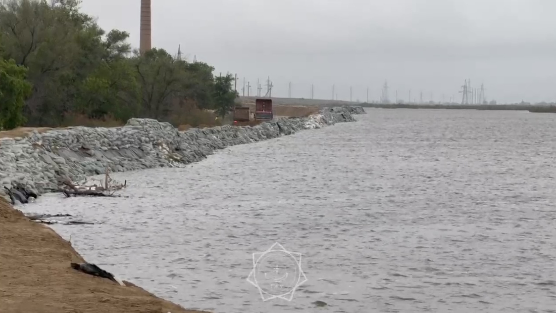 Казахстан сбрасывает воду