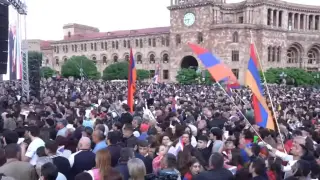 Оппозиция перекрывает улицы Еревана с требованием отставки Пашиняна