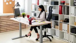 Как казахстанцам оплачивают работу в праздничные дни