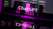 Научился понимать эмоции и шутить: в ChatGPT большое обновление