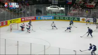 Секс-игрушку обнаружили в раздевалке сборной: капитан объяснил ее предназначение