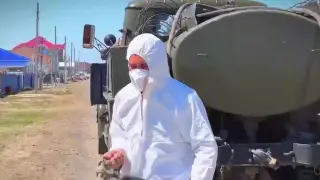Потоп в Кульсары: военные проводят дезинфекцию осушенных территорий