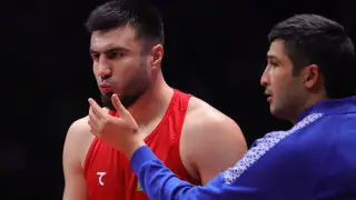 Жестоким избиением завершился поединок Джалолова в России