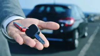 Жители Астаны отдали миллионы тенге за несуществующие машины