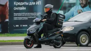 Сколько мопедистов оштрафовали в Казахстане с начала года