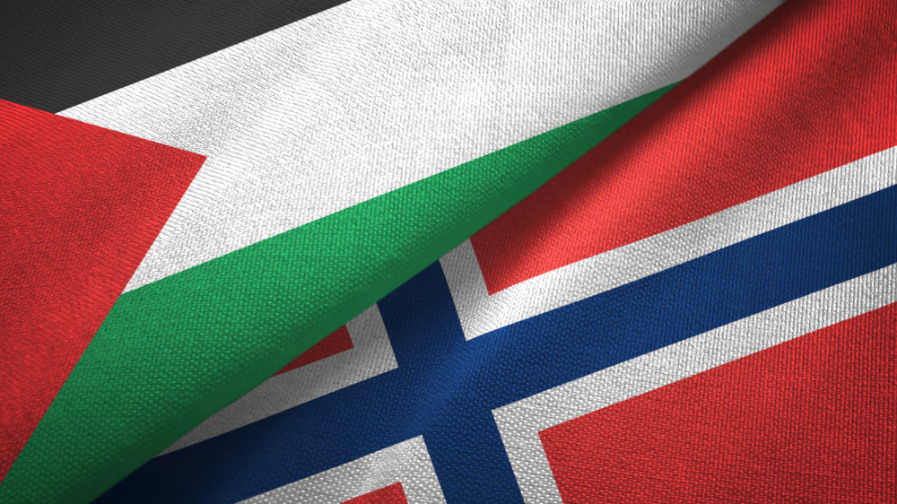 Норвегия официально признала Палестину