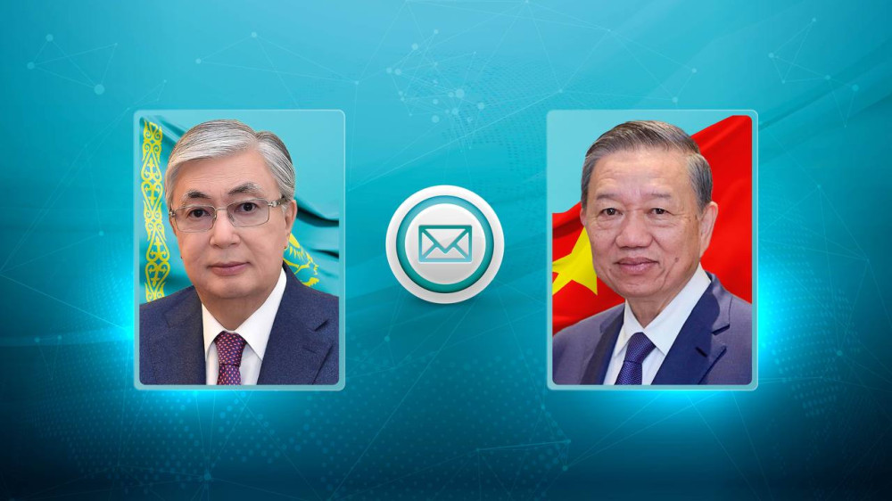Токаев направил телеграмму президенту Вьетнама