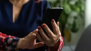 Казахстанку приговорили к 5 годам за рекламу мобильного приложения