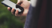 Полезнее ли просмотр блогерского контента общения со знакомыми - ученые выяснили