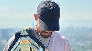 Экс-чемпион UFC поделился впечатляющими кадрами с Эвереста