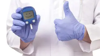 "Жизнь без уколов инсулина": китайские ученые впервые вылечили пациента с диабетом