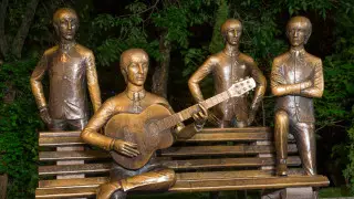 Пропавшая гитара Джона Леннона продана с аукциона за рекордную сумму