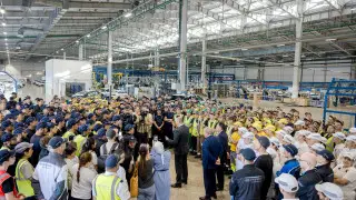 Работники автопрома задали насущные вопросы министру промышленности в Алматы