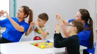 Фонд Булата Утемуратова получил премию Американской торговой палаты за служение обществу