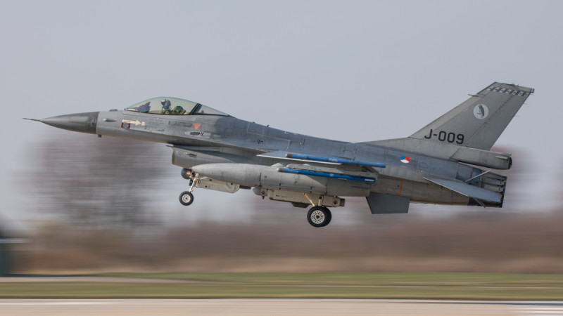 F-16 Королевских ВВС Нидерландов. ©️ depositphotos.com/Адамек2