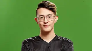 Казахстанец обыграл легенду Dota 2 в битве за 2 миллиарда тенге