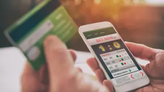 Запрет на рекламу букмекеров и онлайн-казино: Мажилис принял новый закон