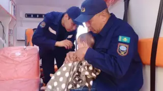 8-месячного малыша спасли в Атырау