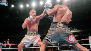 Бивол исполнил "прием Головкина", чтобы защитить титулы. Видео