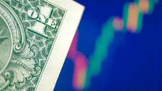 Доллар стремительно растет в Казахстане