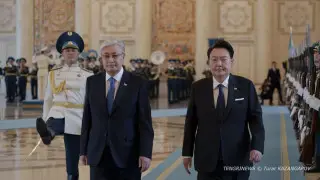 Токаев встретил президента Южной Кореи в Акорде